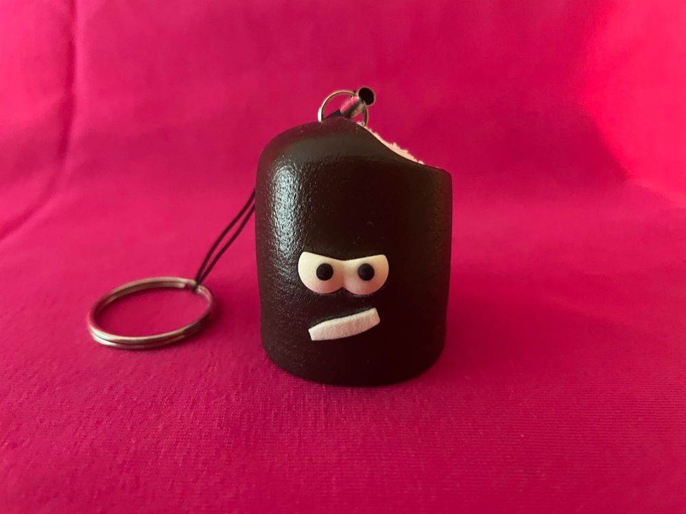 Schokokuss Schlüsselanhänger Glücksbringer Toy Figur (Neu (gemäss ...