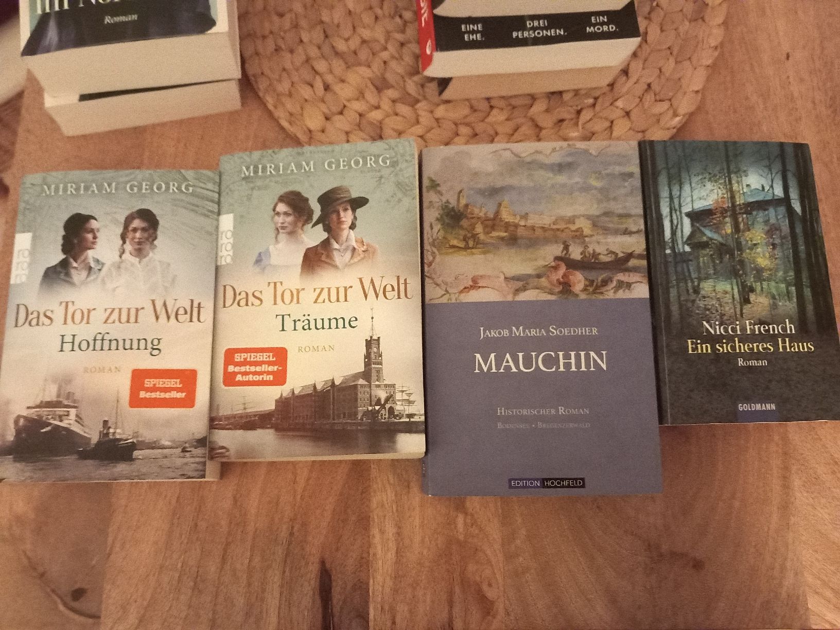 Livres: Bücherpaket 4x Roman – D'occasion à Wanzwil par lonelybeachhouse