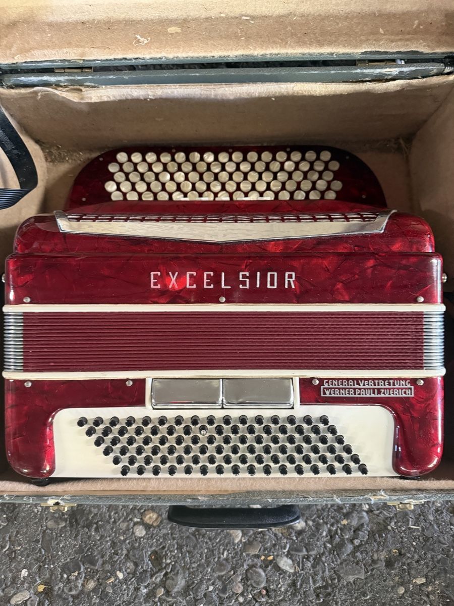 Excelsior Instruments de musique: Excelsior – D'occasion à Muhen par MiGeiss64