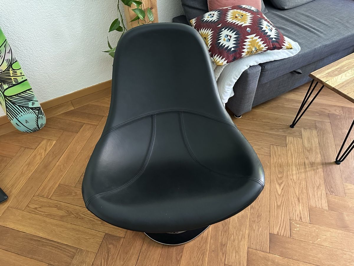 Ikea Poltrone: Ikea Tirup Sessel Leder Schwarz – Usato da Bern venduto da snoopboom