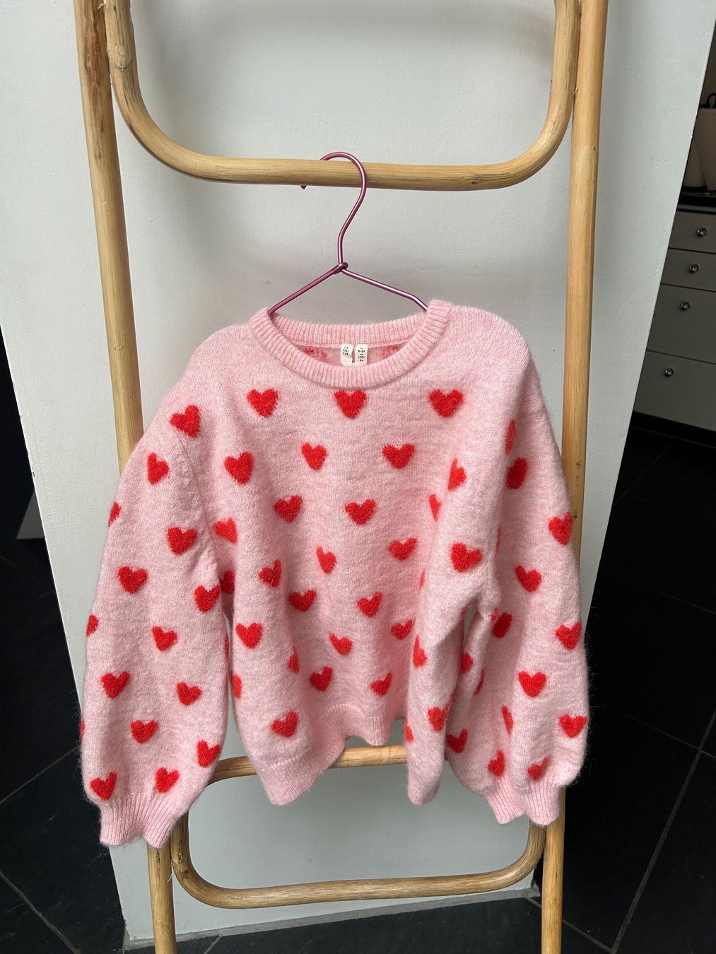 Arket Pulls et sweat-shirts: Wollpullover von ARKET, Gr. 122/128 – D'occasion à Adliswil par bee2890