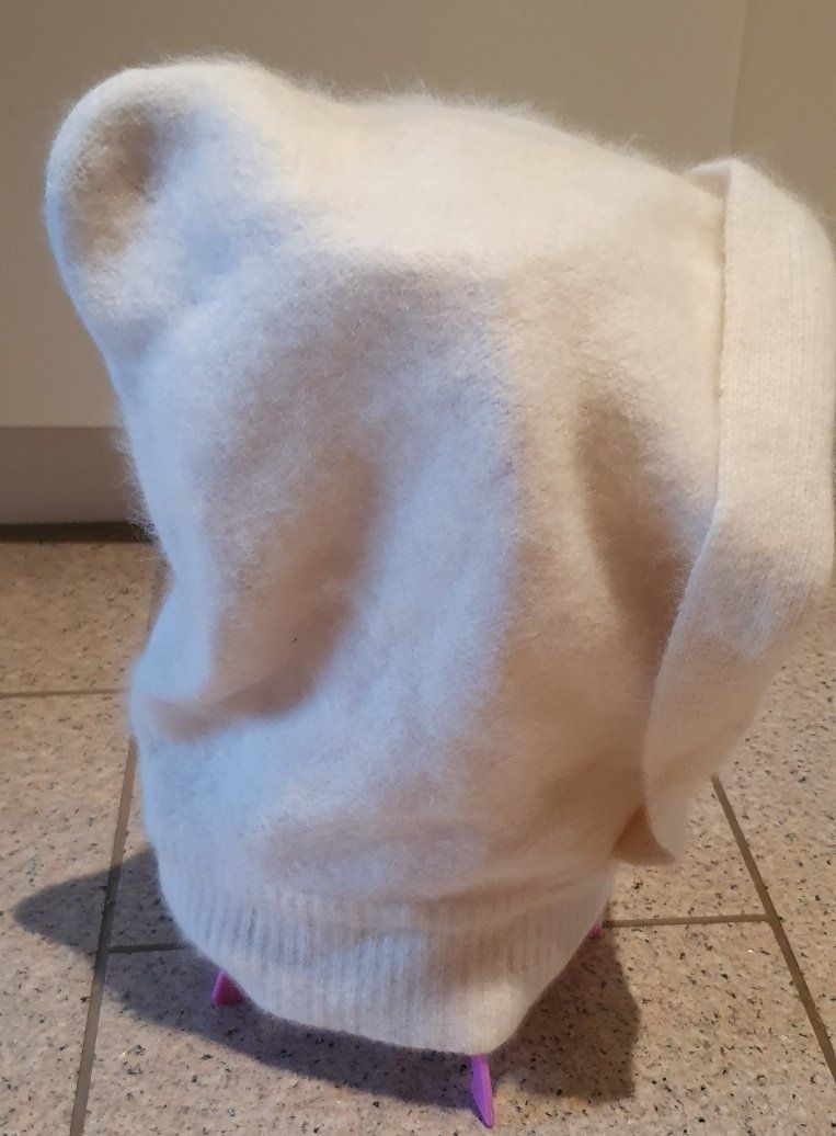 Sonstige Damenmode: Winter Mütze - Kapuze – Gebraucht aus Unterentfelden von LookoutMt 2