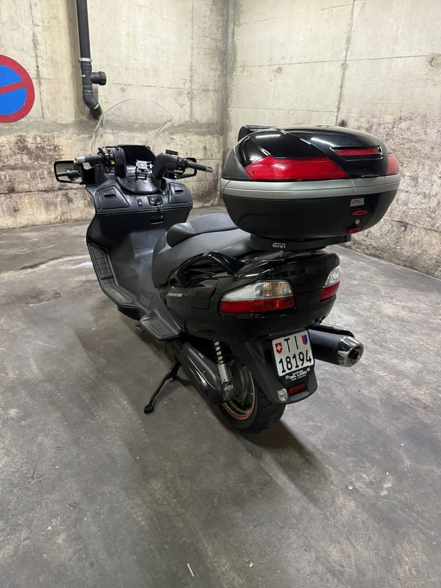 Suzuki Scooter: Scooter Suzuki Burgman AN650A – Usato da Figino venduto da Ferrari58 2