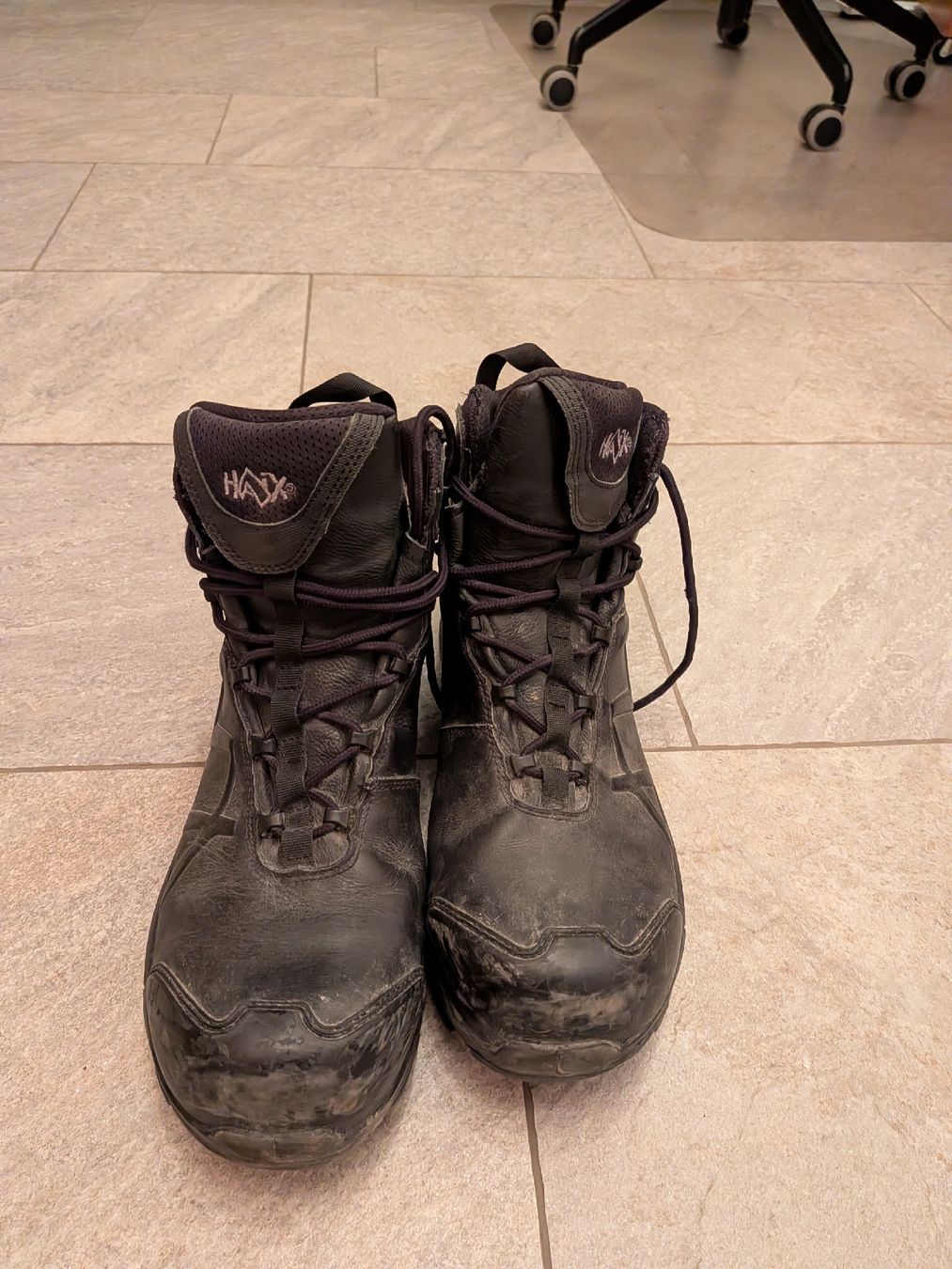 Haix Chaussures hommes: Haix Sicherheritsschuh Grösse 44 – D'occasion à Maur par Menalda89