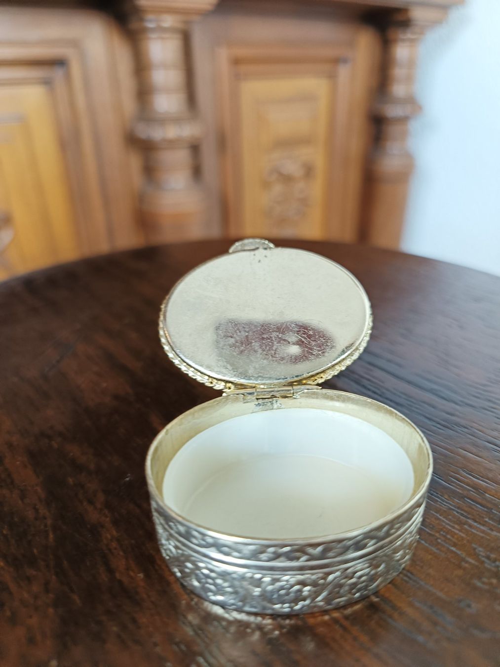 Altro in Cosmetici & Cura: Antike Pillendose mit Kamee – Usato da Steffisburg venduto da ZeitReise_ 3
