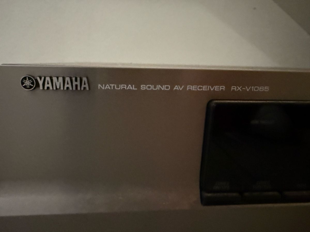 Yamaha Ricevitori: AV Receiver Yamaha RX-V1065 silber – Usato da Jona venduto da bru_x2jt 3