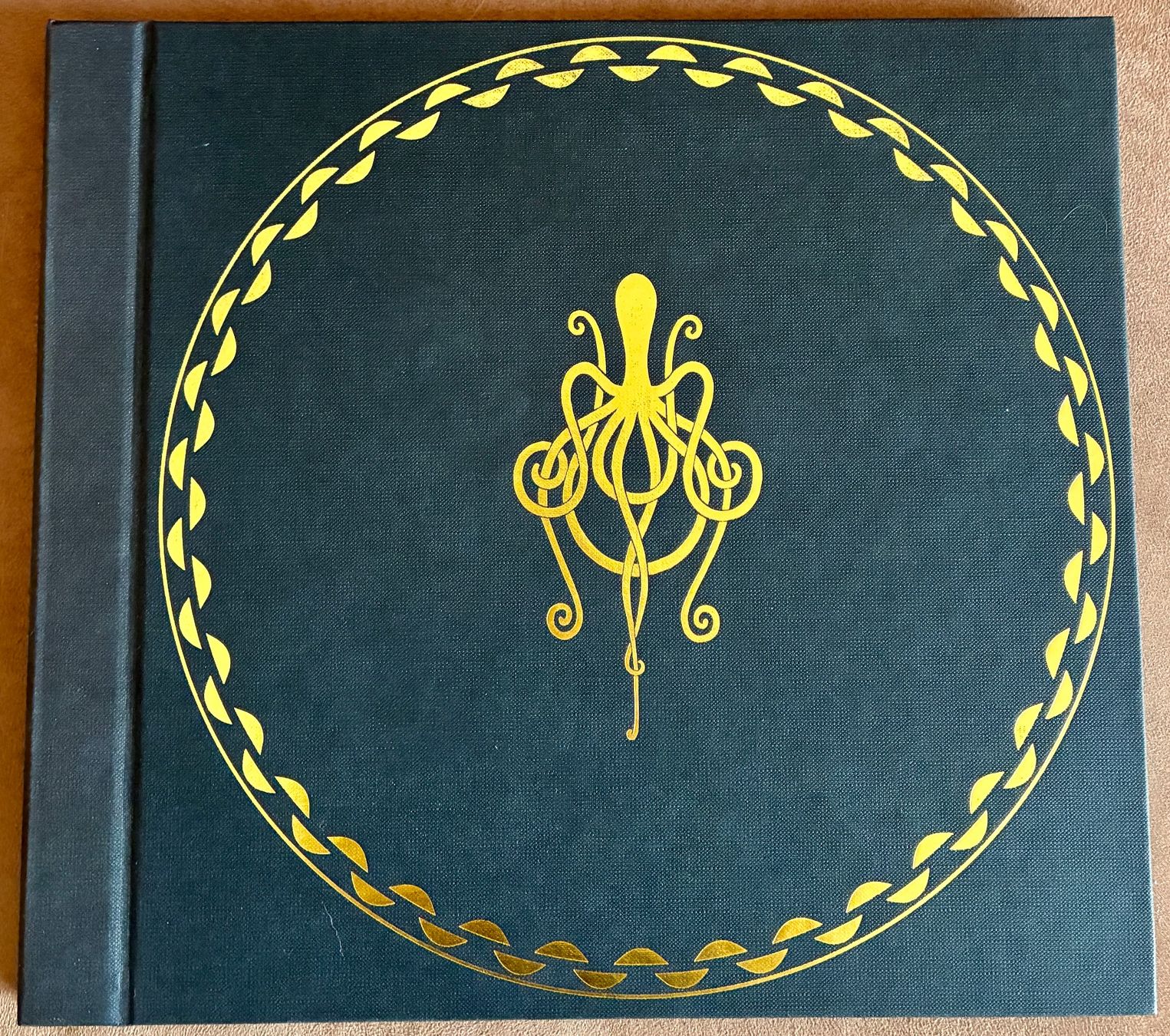 Dischi in vinile: Amplifier - The Octopus, Splatter Vinyl Box Set, Neu, Lim. – Nuovo e nell'imballaggio originale da Buchberg venduto da ICM-Tapefan-1961-MCS 2