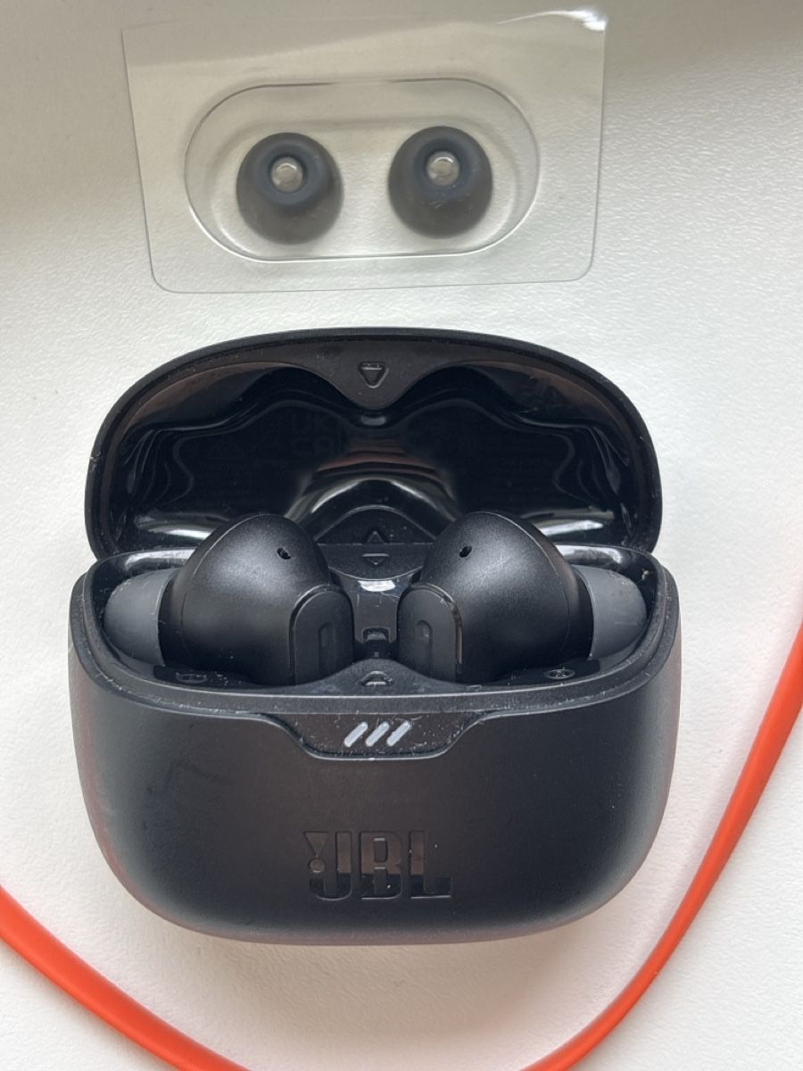 JBL Kopfhörer: JBL Tune Beam – Gebraucht aus Riniken von Sevia6 1
