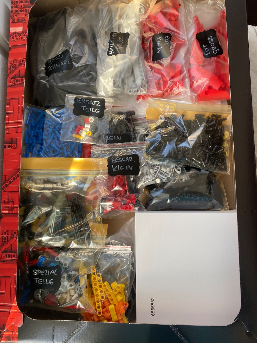 Lego Kit di costruzioni: Lego Technik Ferrari 42207 – Nuovo (secondo la descrizione) da Bächli (Hemberg) venduto da aika012 5