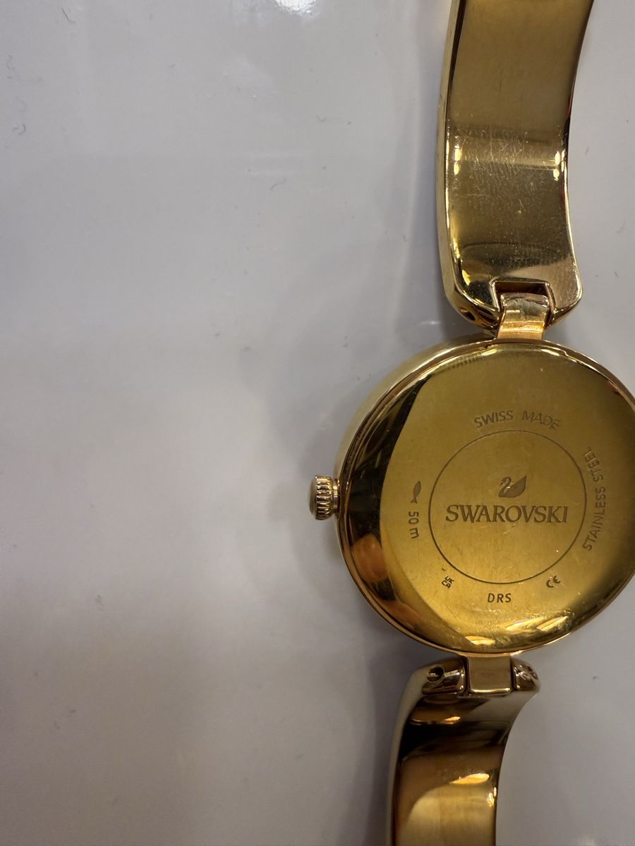 Swarovski Uhren: Damen Uhr – Gebraucht aus uster von azr_p7gp 2