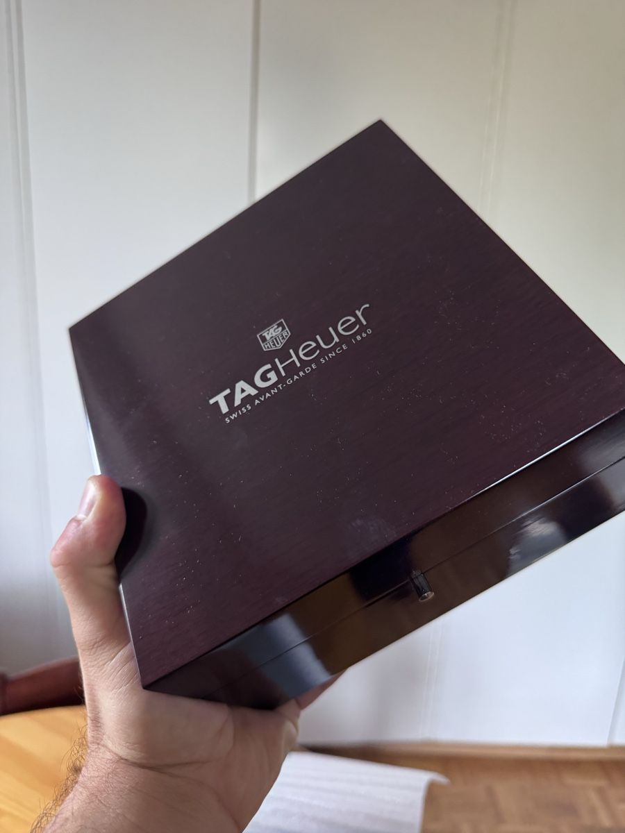 Scatole porta orologi: Boîte TAG Heuer authentique pour montre – Usato da Vésenaz venduto da Angela.C3