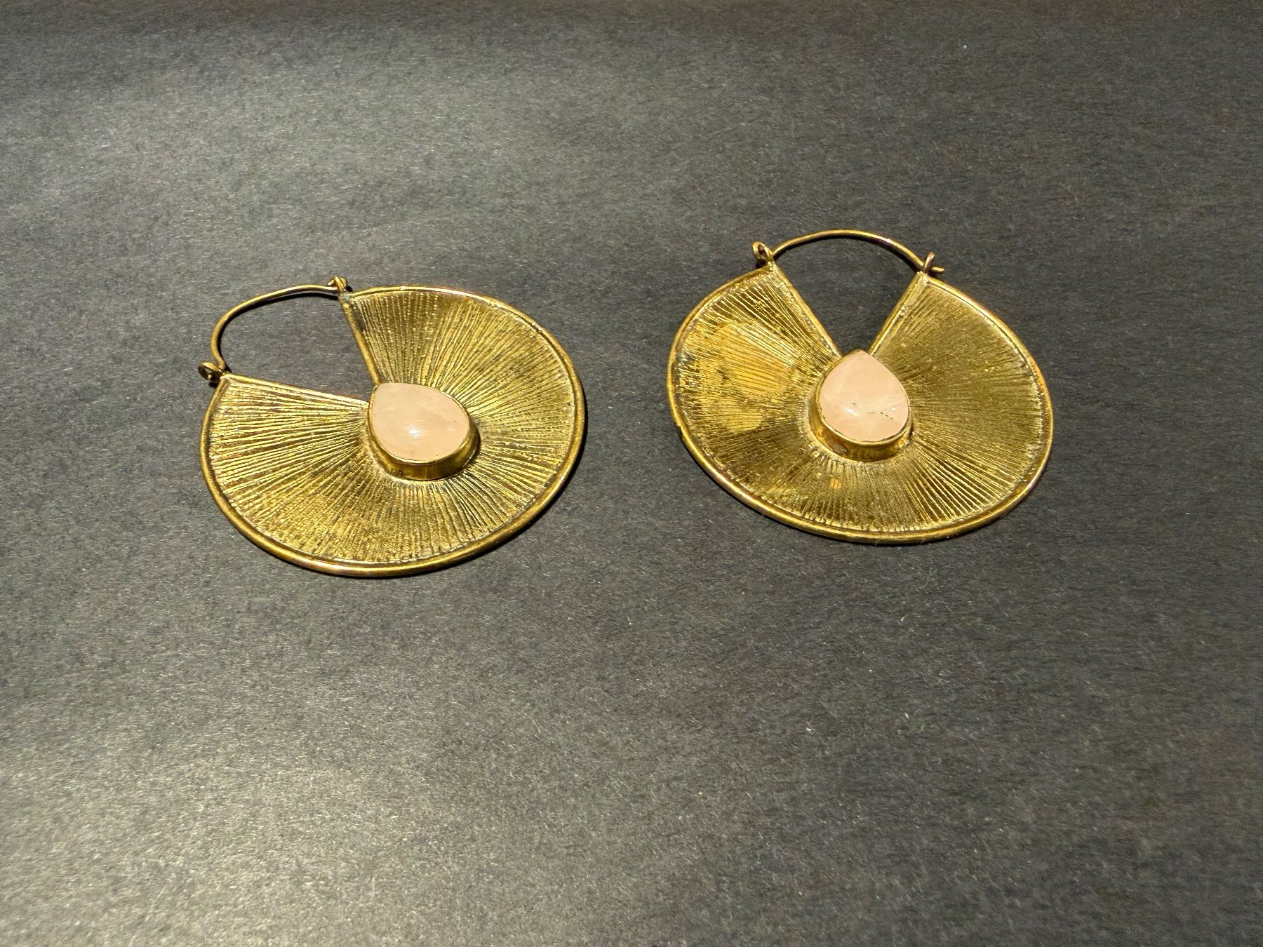 Ohrringe & -stecker: Bohoohrringe mit Rosenquarz – Gebraucht aus Thun von Astralbern 1