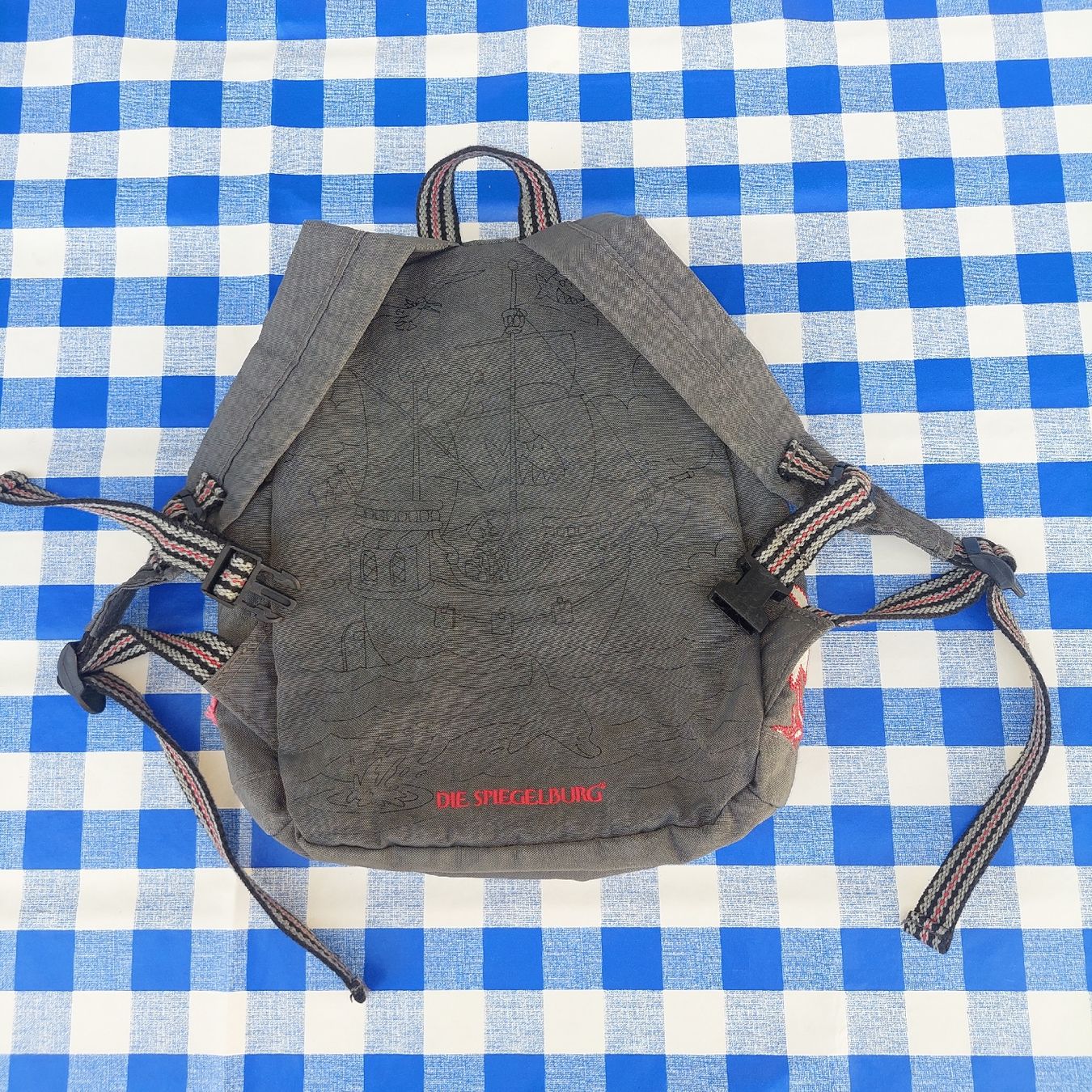 Borse & Zaini: Kleiner Sharky Rucksack grau, gebraucht – Usato da Rudolfingen venduto da T.Mueller 1