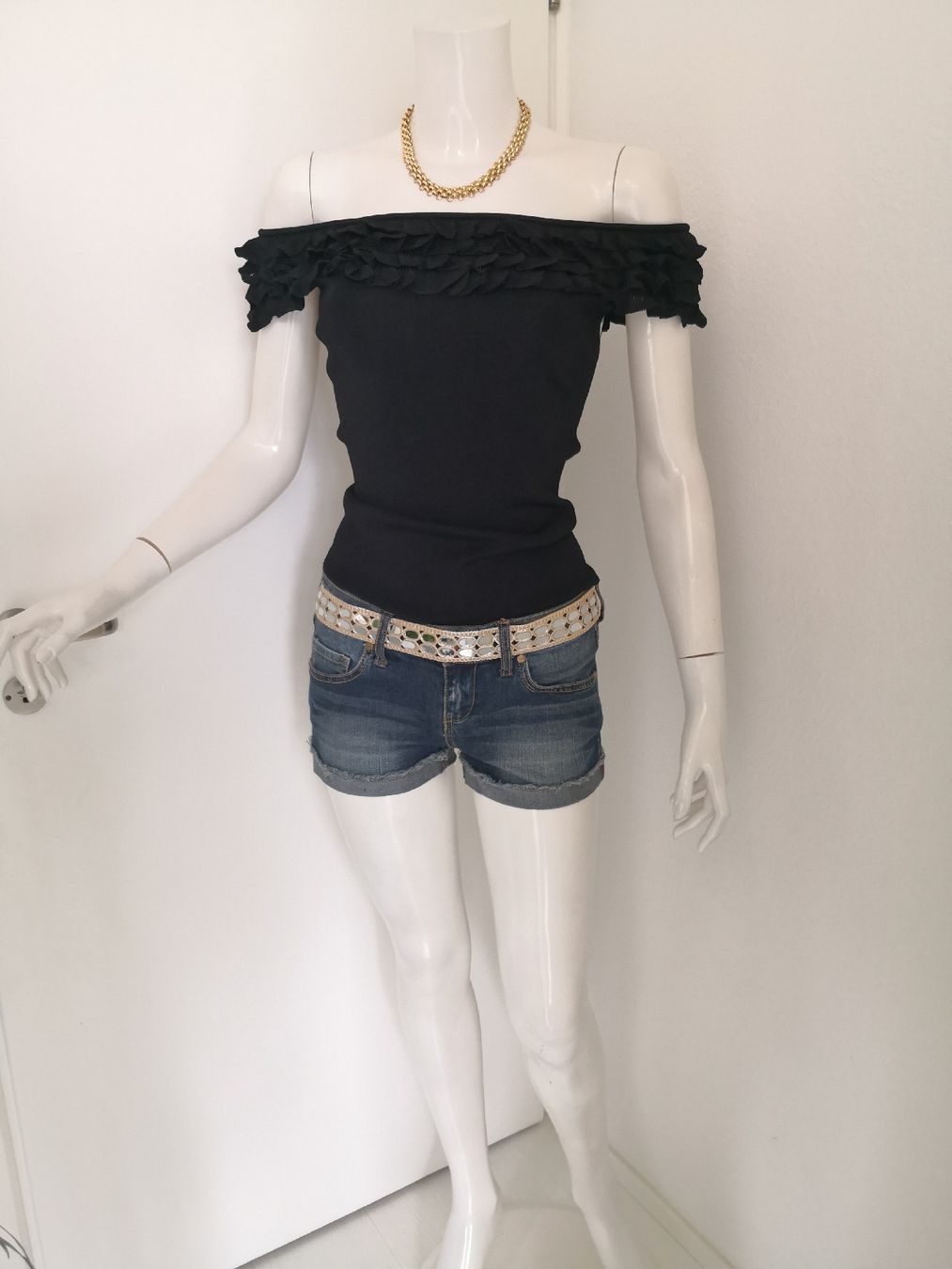 Mango Top: 🤩MANGO STRICK-TOP SCHWARZ MIT VOLANTS – Nuovo (secondo la descrizione) da Olten venduto da Naja-Twins-Twins 8