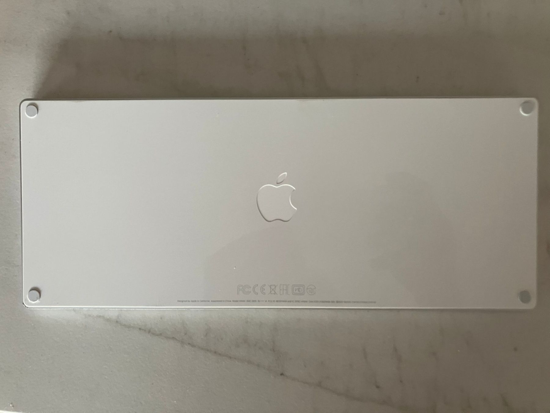 Apple Tastiere: Apple Wireless Magic Keyboard 2 Model A1644 / EMC 2815 – Usato da Meisterschwanden venduto da Discus0 1
