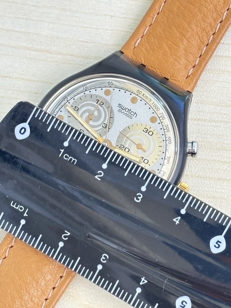 Swatch Orologi: Swatch Chrono Uhr schwarz hellbraun mit Box  – Usato da Grenchen venduto da chththl 4