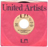 CRYSTAL GAYLE