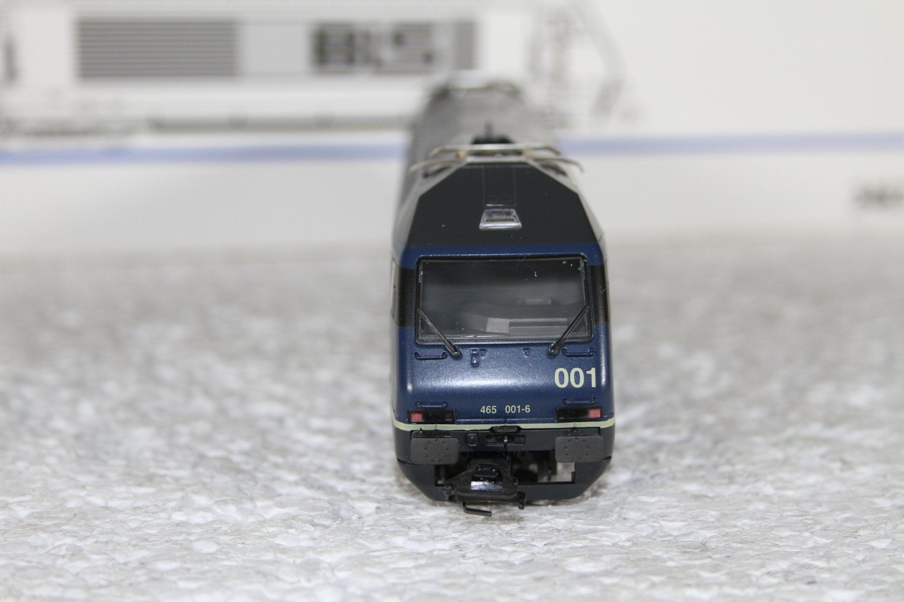 Märklin Modellini di ferrovie: Märklin 3463 BLS Re 465 analog – Usato da Triesen venduto da gleis8 2
