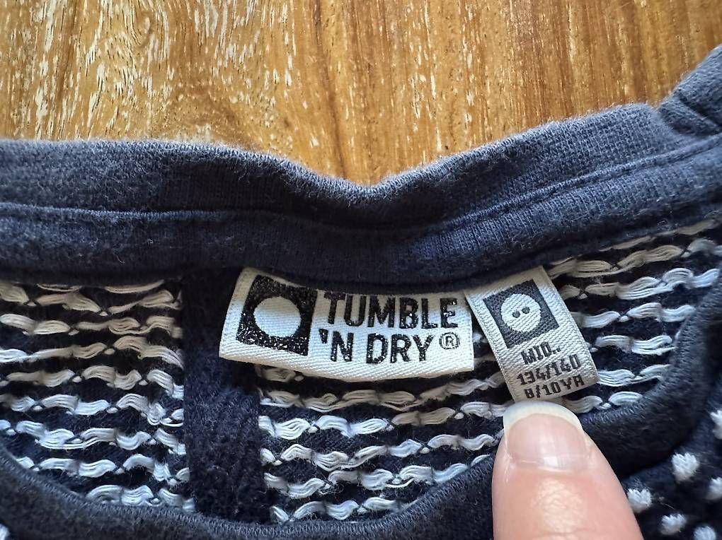 Maglioni & Felpe: Tumble N Dry Pullover Gr. 134 / 140 Blau Langarmshirt – Usato da Münsingen venduto da Minimalisten 1