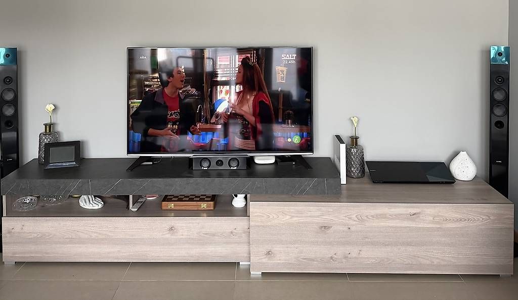 Mobili TV: Meuble TV – Usato da Moudon venduto da dan_l5tp 1