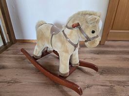 Cheval à bascule musical