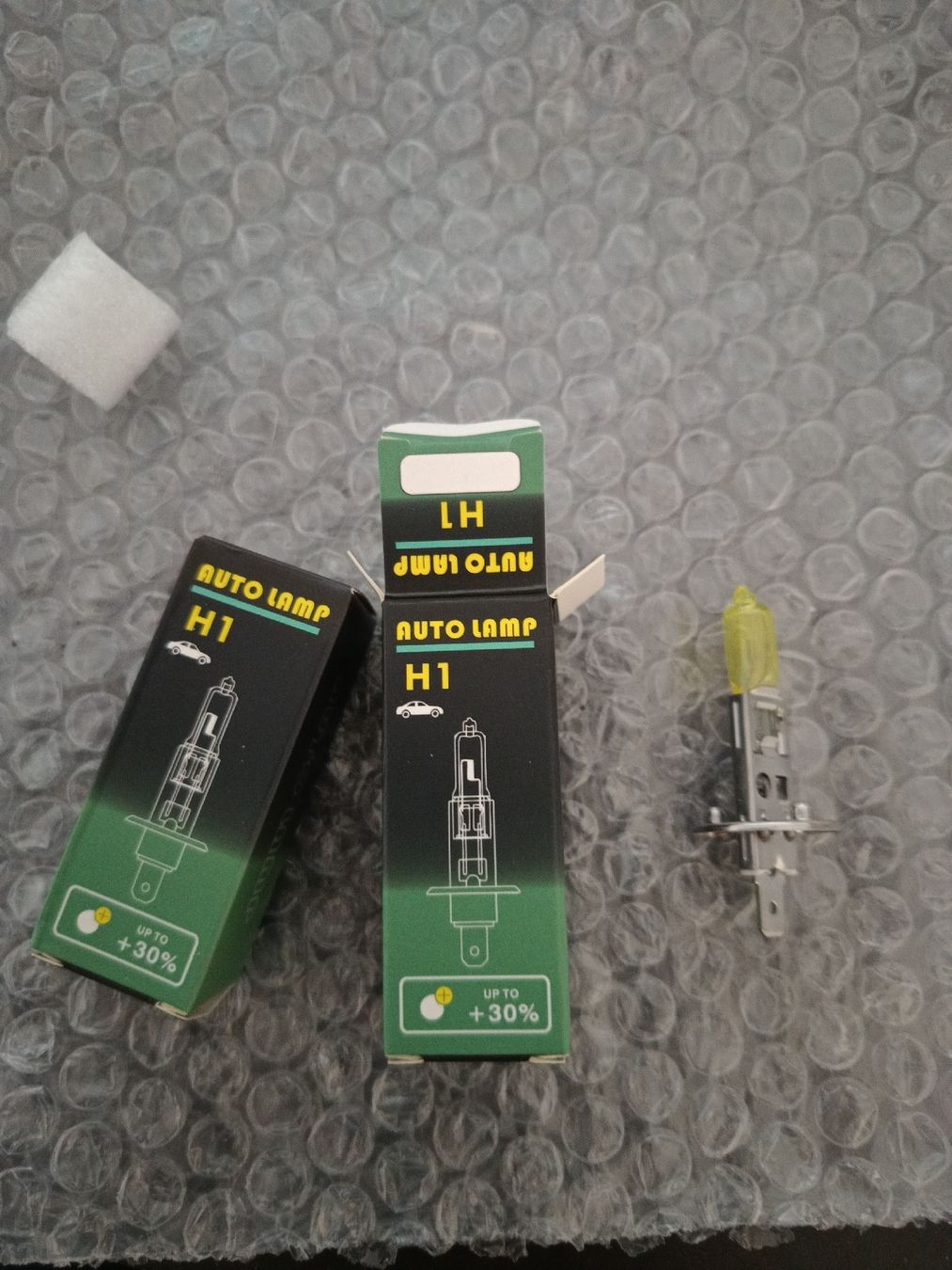 Tutti pezzi di ricambio auto: New H1 Auto Nebel Lamp Gelb – Nuovo e nell'imballaggio originale da Niederrohrdorf venduto da danielfb 1