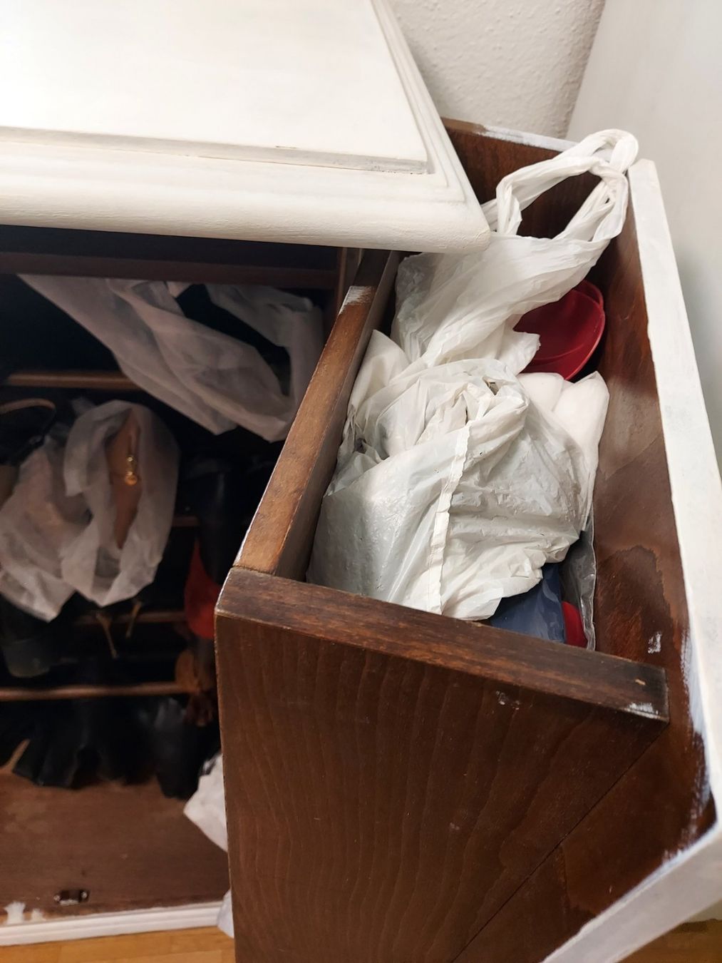 Armoires: SCHUHSCHRANK HOLZ "SHABBY" ANGEMALT – D'occasion à Zeiningen par elcanaja 6