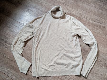 Turtleneck Mango M