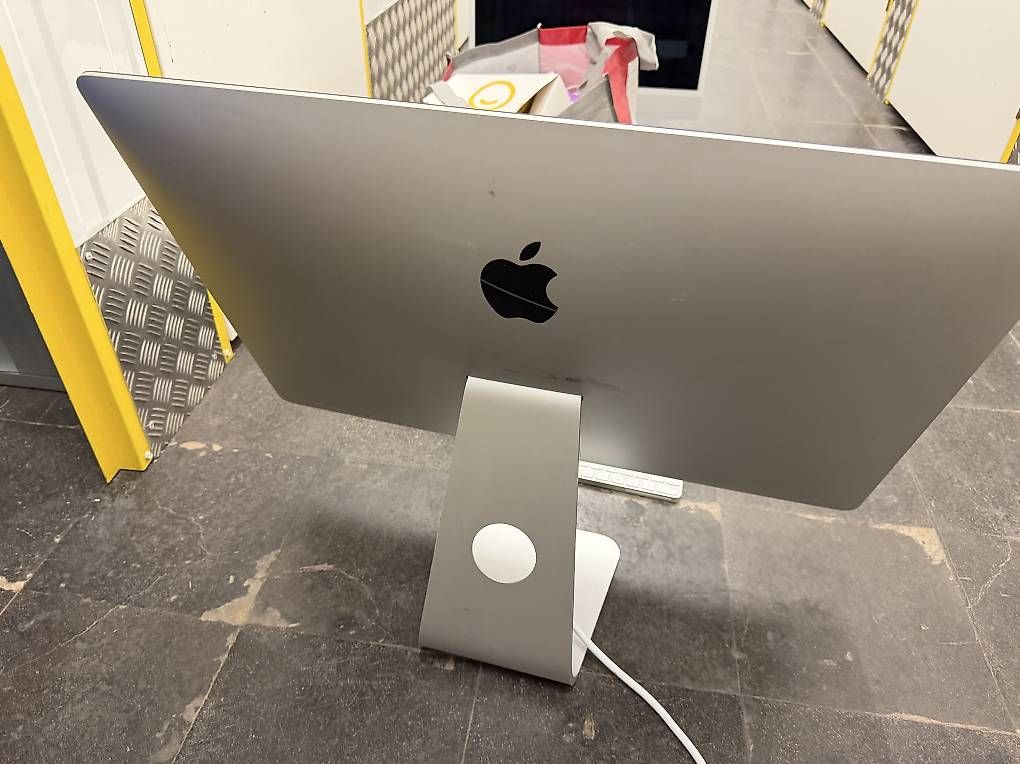 PCs: iMac 27'' (2019) gebraucht – D'occasion à Basel par mch_t2hl 1