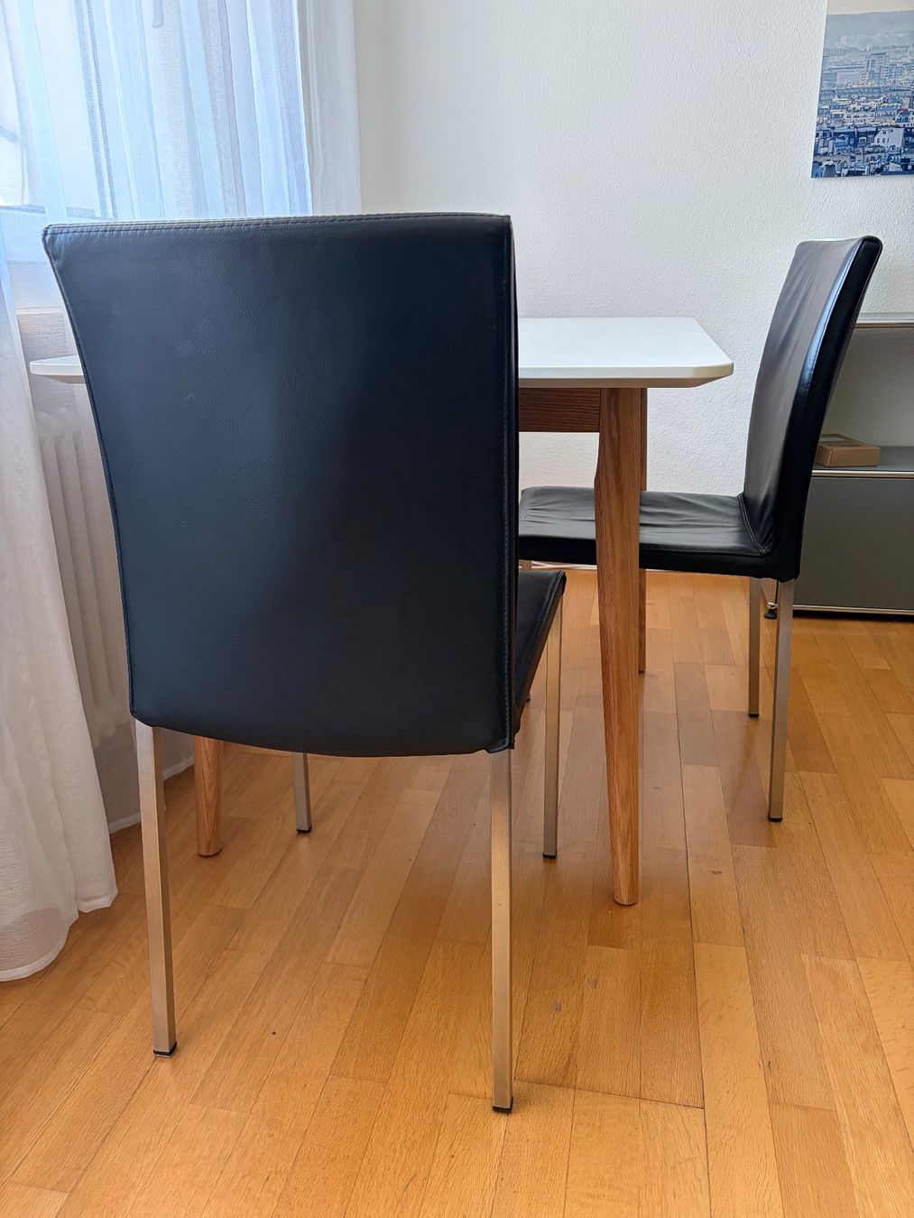 Interio Chaises: 2 schwarze Essstühle von Interio – D'occasion à Winterthur par Skuenzle 2