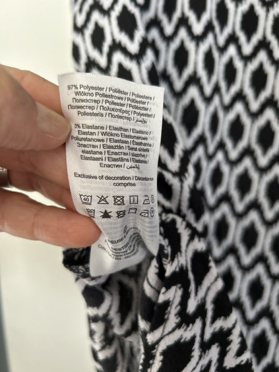 Only Camicette: Bluse von Only, Grösse 40, schwarz-weiss – Nuovo (secondo la descrizione) da Erlinsbach SO venduto da hallon480 4