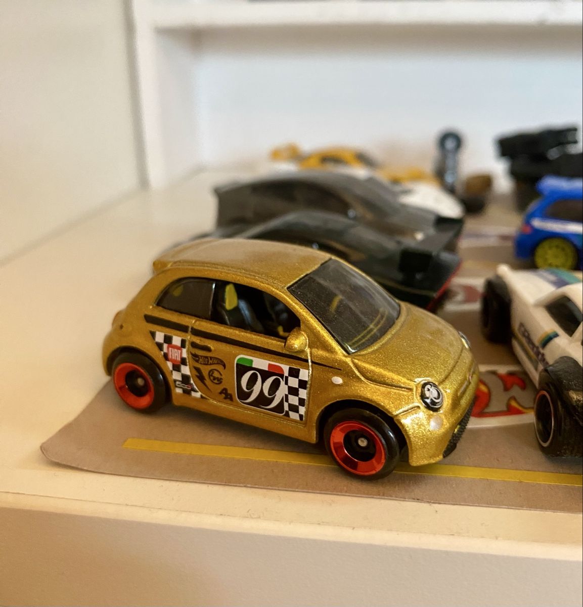 Hot Wheels Modellini d'auto: Hot Wheels Sammlung mit 14 custom Autos – Nuovo (secondo la descrizione) da Küssnacht am Rigi venduto da Hluchs 7