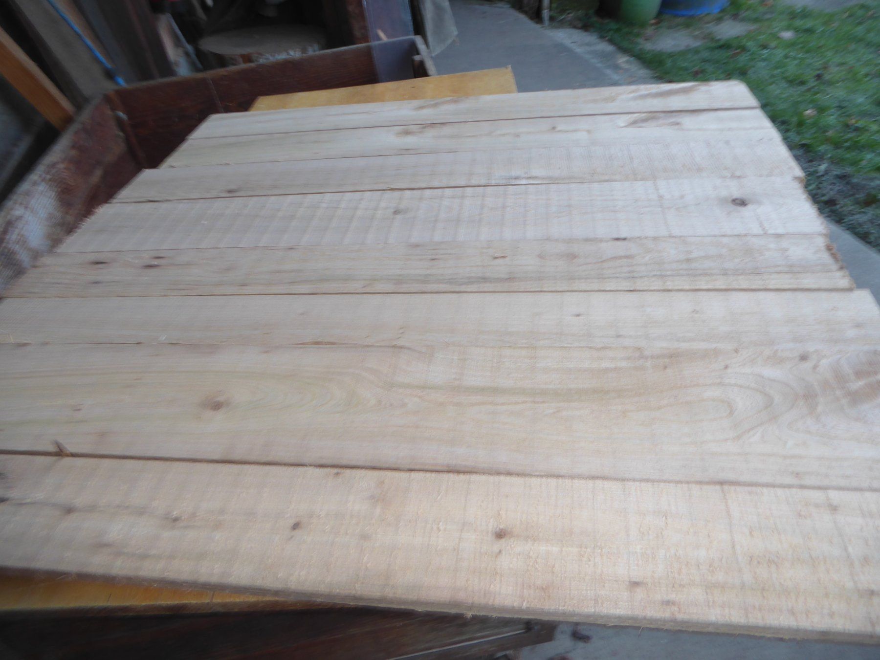 Articoli in legno: Ulmenbrettli 16 mm – Nuovo (secondo la descrizione) da Sumiswald venduto da Hennri1