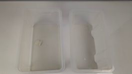 2 Plastik KIsten