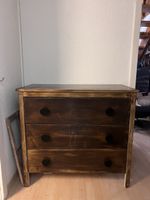 Kommode braun lackiert mit 3 Schubladen, Holz