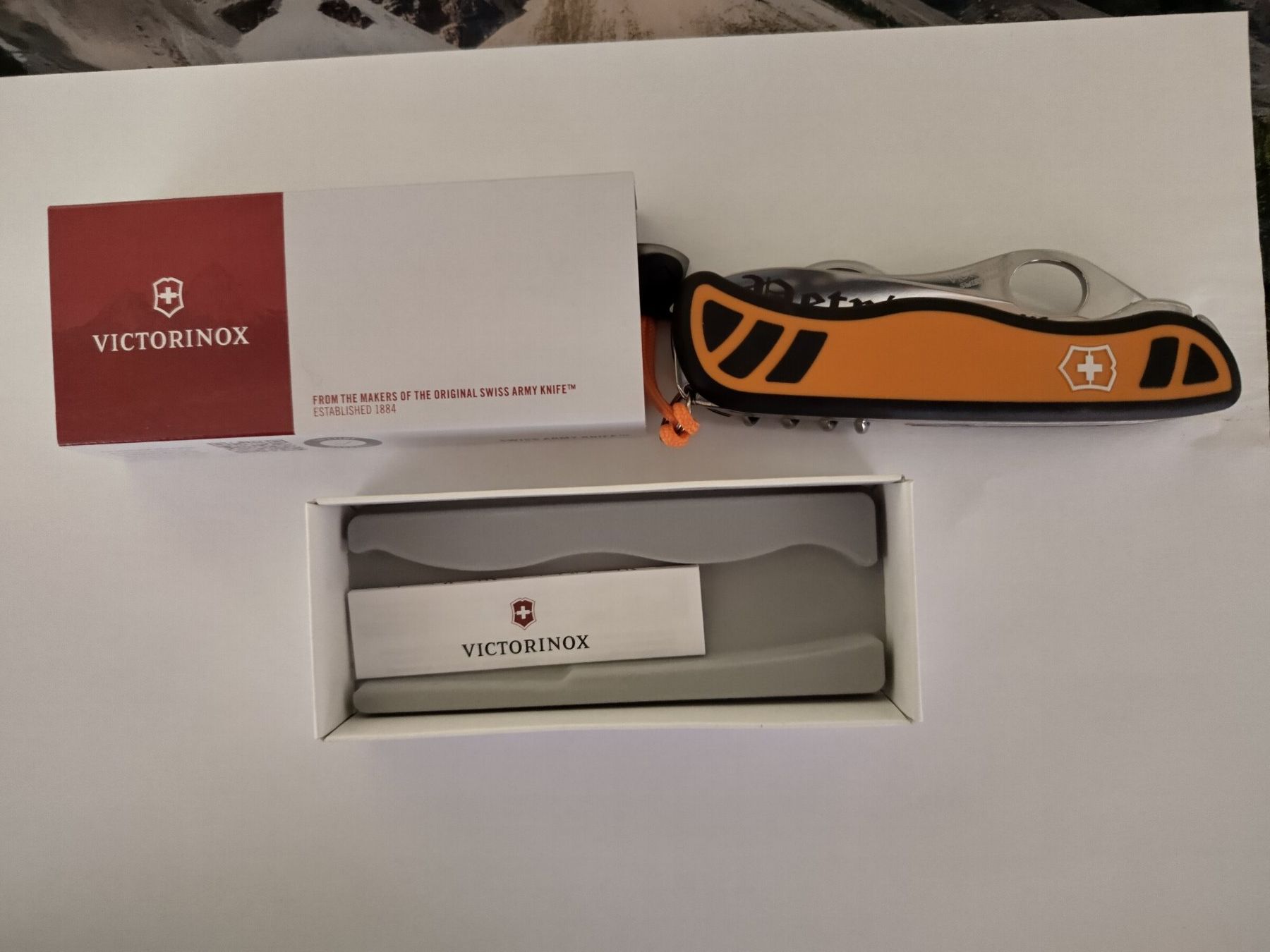 Victorinox Taschenmesser: Messer Victorinox Hunter – Neu und originalverpackt aus Altbüron von bestatter12 1