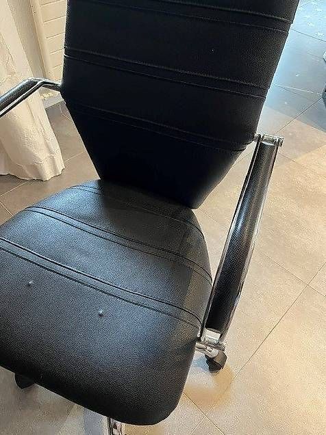 Sedie: Chaise de bureau – Usato da Hauterive NE venduto da sofia66 2