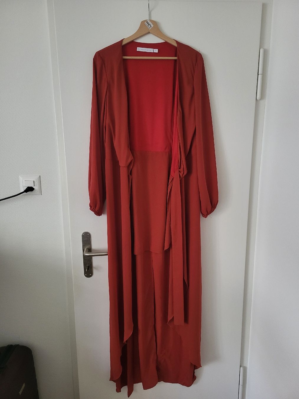 Vestiti: Rotes Wickelkleid (True Violet) – Usato da Zürich venduto da schaninboe 4