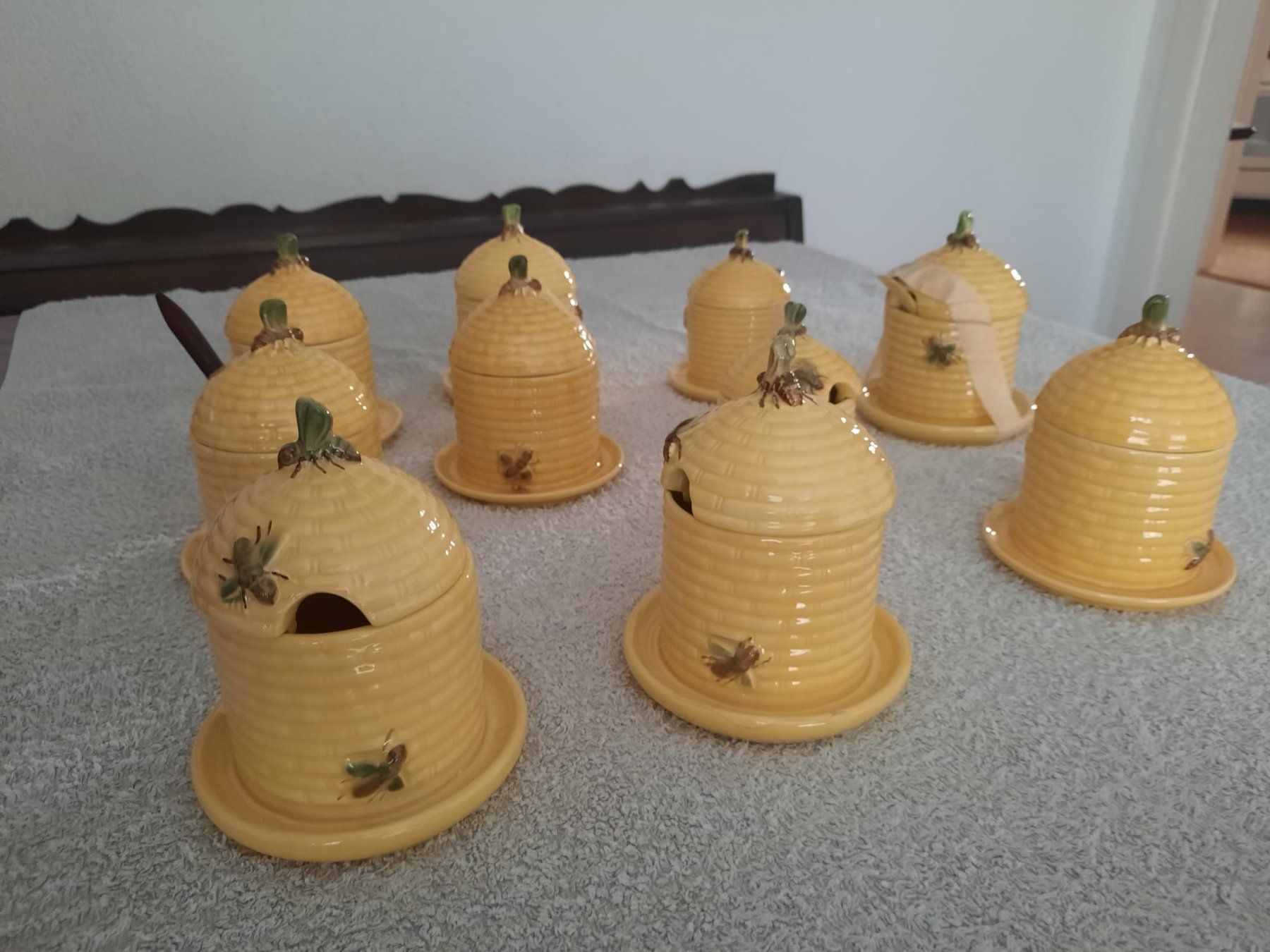 Pentole: Goebel Honigtöpfli, 10 Stück – Usato da Schindellegi venduto da Etzelkulm 1