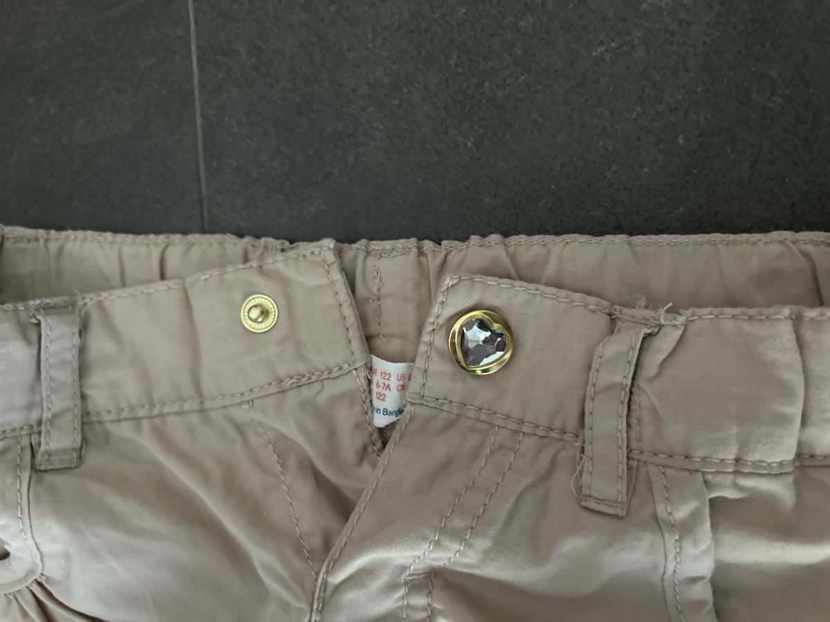 Pantaloni: Jolis shorts 122cm – Usato da Yens venduto da Chriis 3