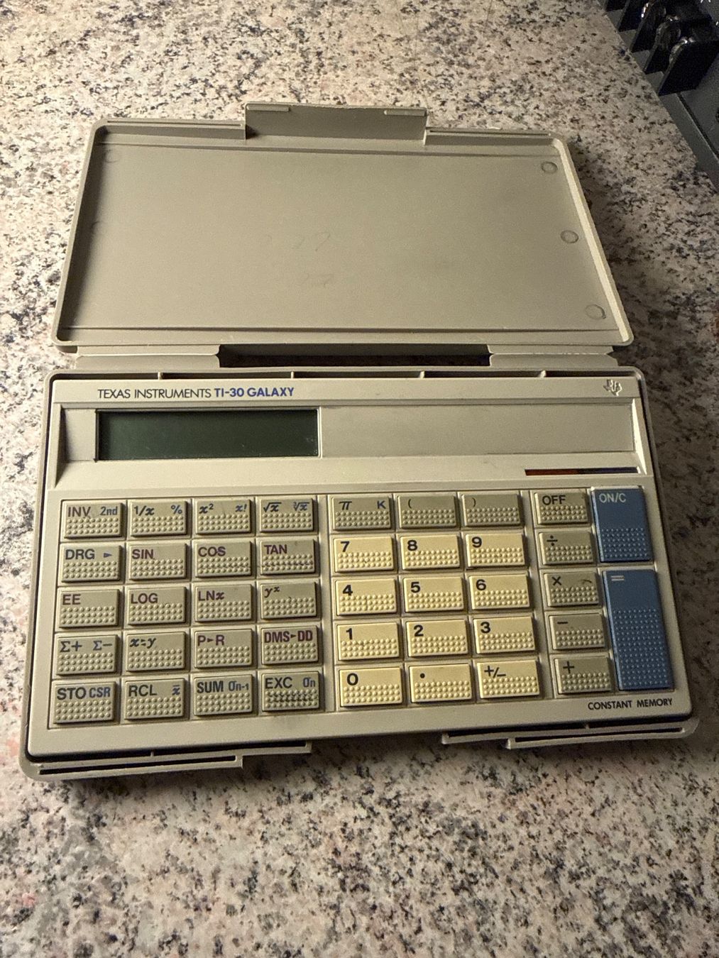 Texas Instruments Taschenrechner: TEXAS INSTRUMENTS TI-30 GALAXY – Gebraucht aus St imier von sav_bjf9