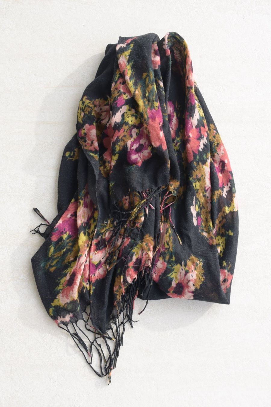 Foulard & Sciarpe: Schal, 210 cm x 75 cm – Usato da Kilchberg ZH venduto da bluessolo 1