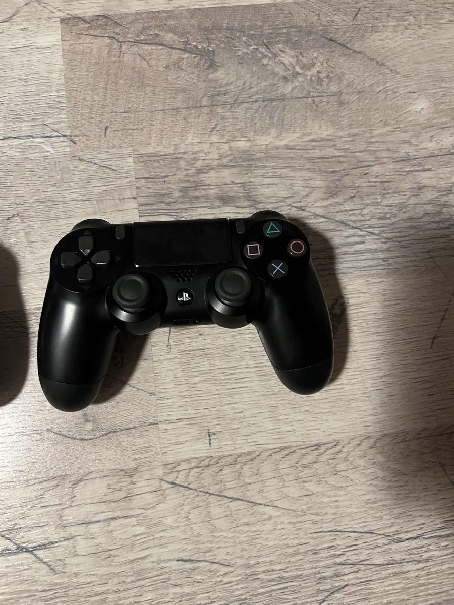 Sony Console: Ps 4 1TB 1000 Gigabyte Speicher – Usato da Aristau venduto da 020214 4
