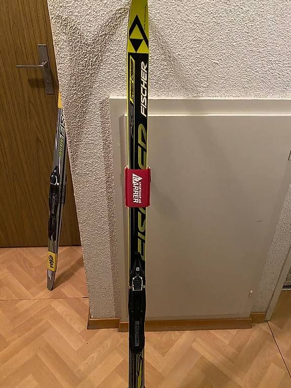 Sci: Ski écailles  – Usato da Saignelégier venduto da Jeanno76
