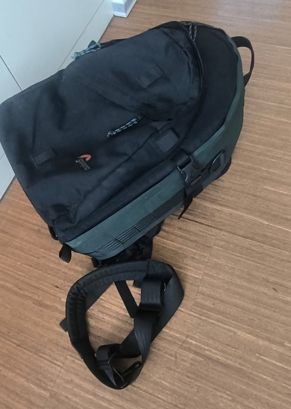 Lowepro Zaini: superrobuster Fotorucksack - Lowe-Pro Trekker – Usato da Rapperswil SG venduto da Poli2 1