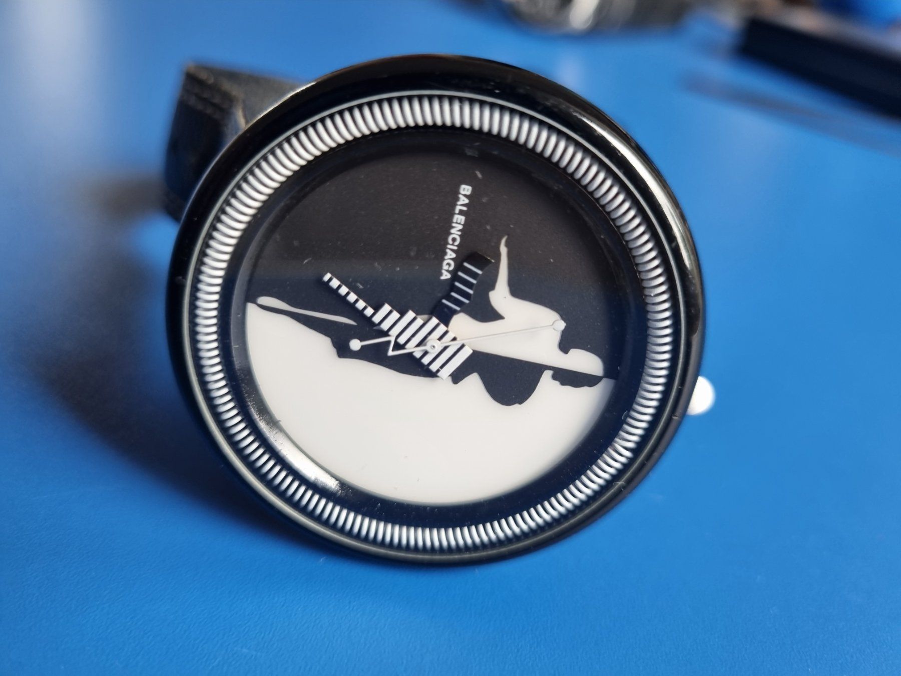 Balenciaga Uhren: Balenciaga Uhr Sammler – Gebraucht aus Schaffhausen von Leveron13 4