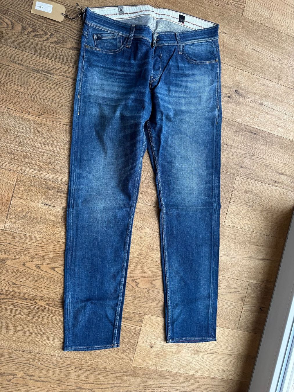 Le Temps Des Cerises Jeans: Jeans, Temps des Crises //NEU// 33 – Nuovo (secondo la descrizione) da Stettfurt venduto da outlet72