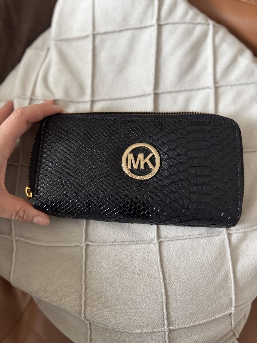 Michael Kors Portamonete: Michael Kors Damenbörse Schwarz – Usato da Flawil venduto da pir_x7ff 1