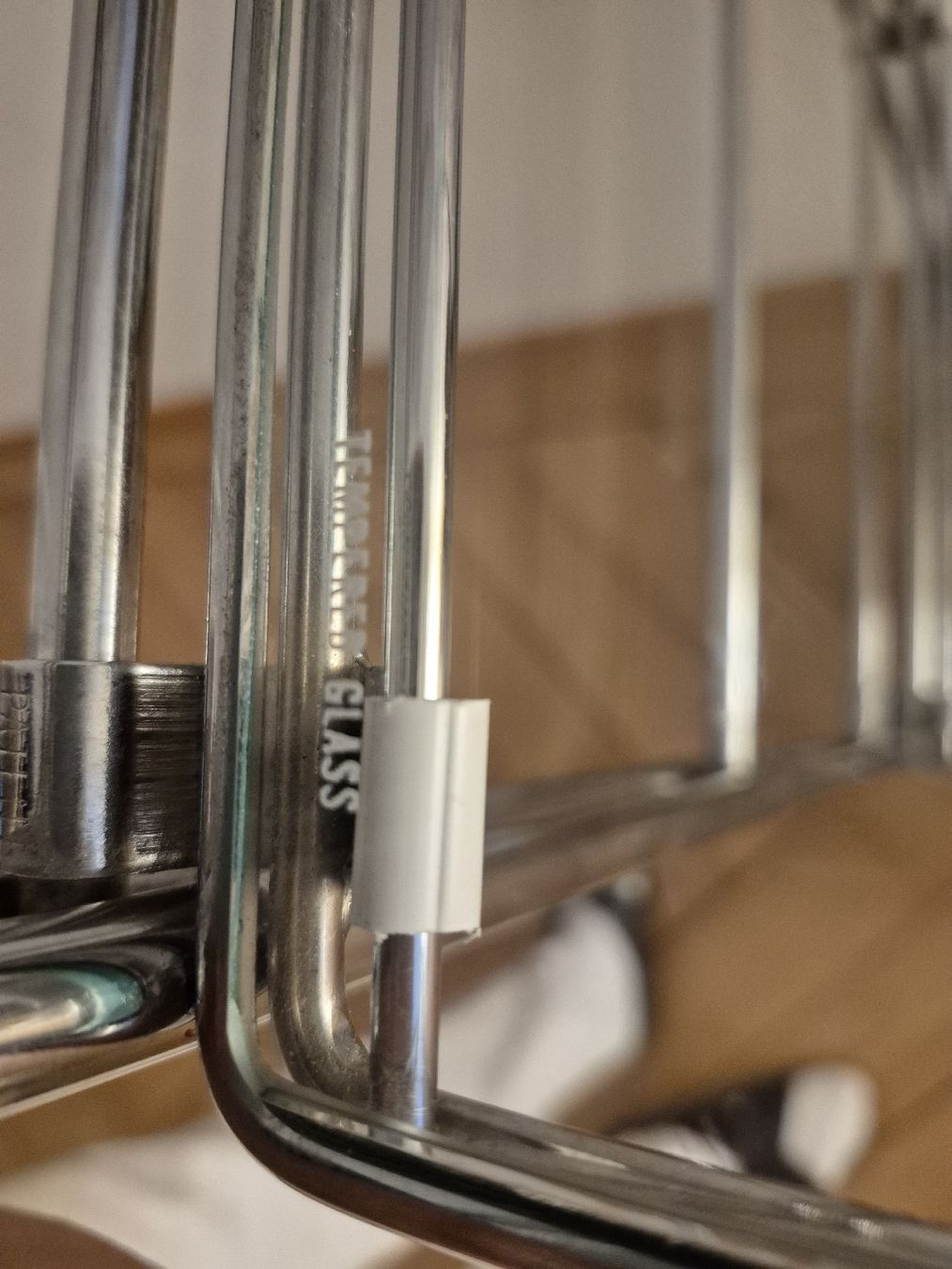 Scaffali: Desinger Glasgestelle – Usato da Zürich venduto da BEFIT83 6