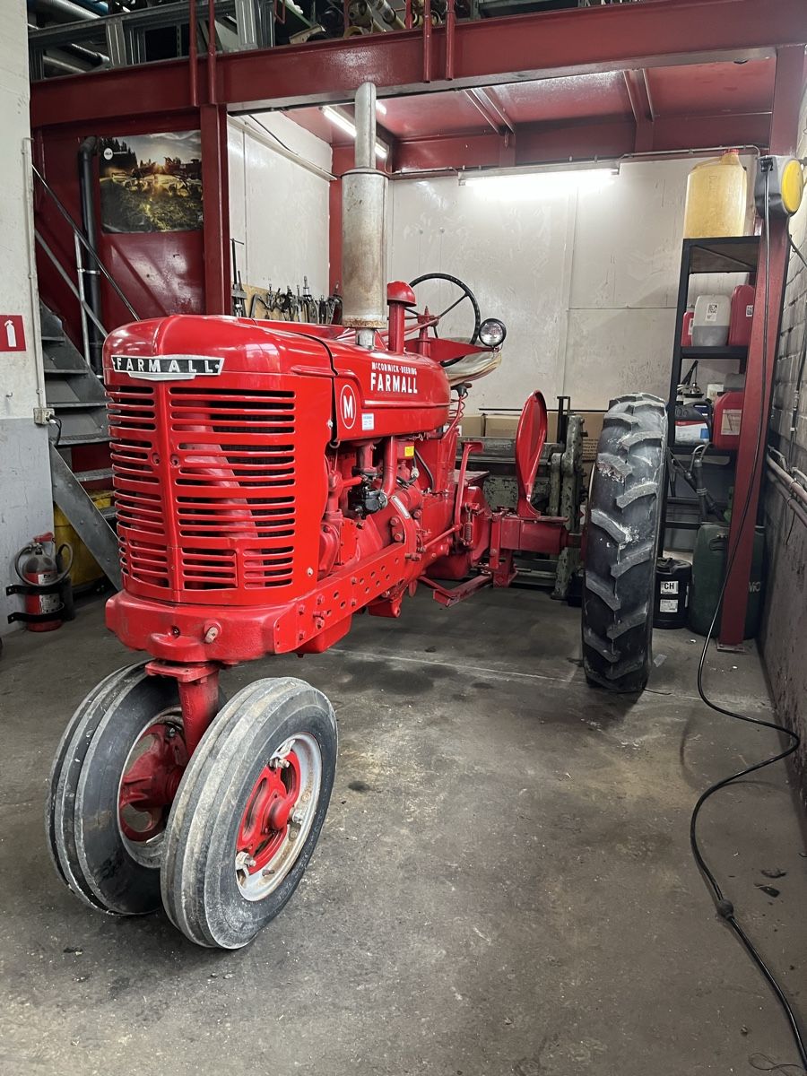 IHC Traktoren: Traktor – Gebraucht aus Riggisberg von sch_6gkh